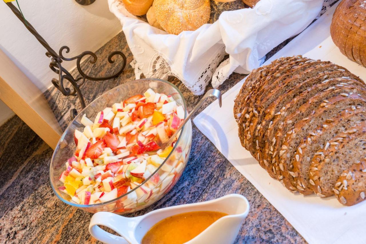Bed and Breakfast Rebenheim Termeno Esterno foto