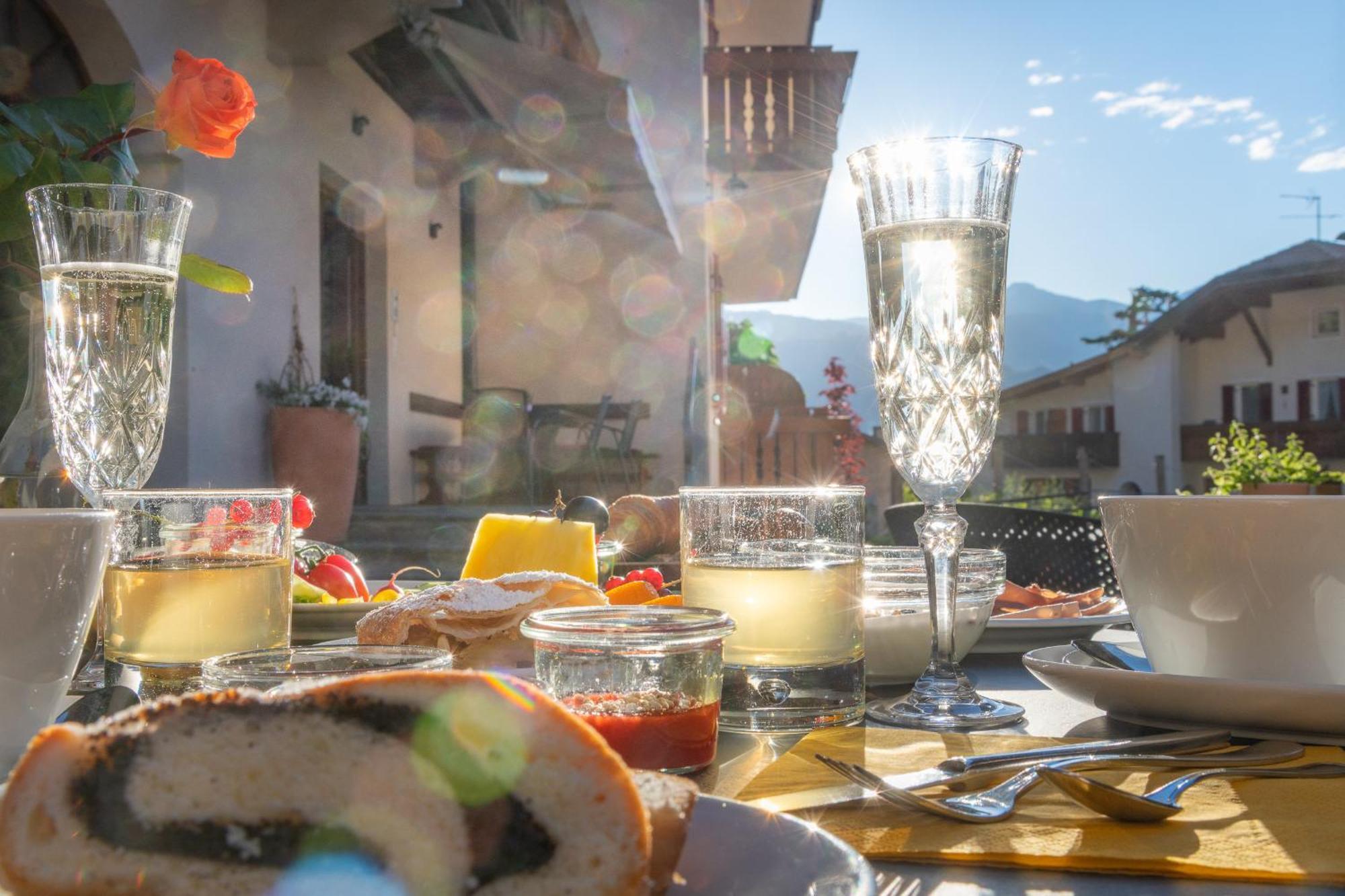 Bed and Breakfast Rebenheim Termeno Esterno foto