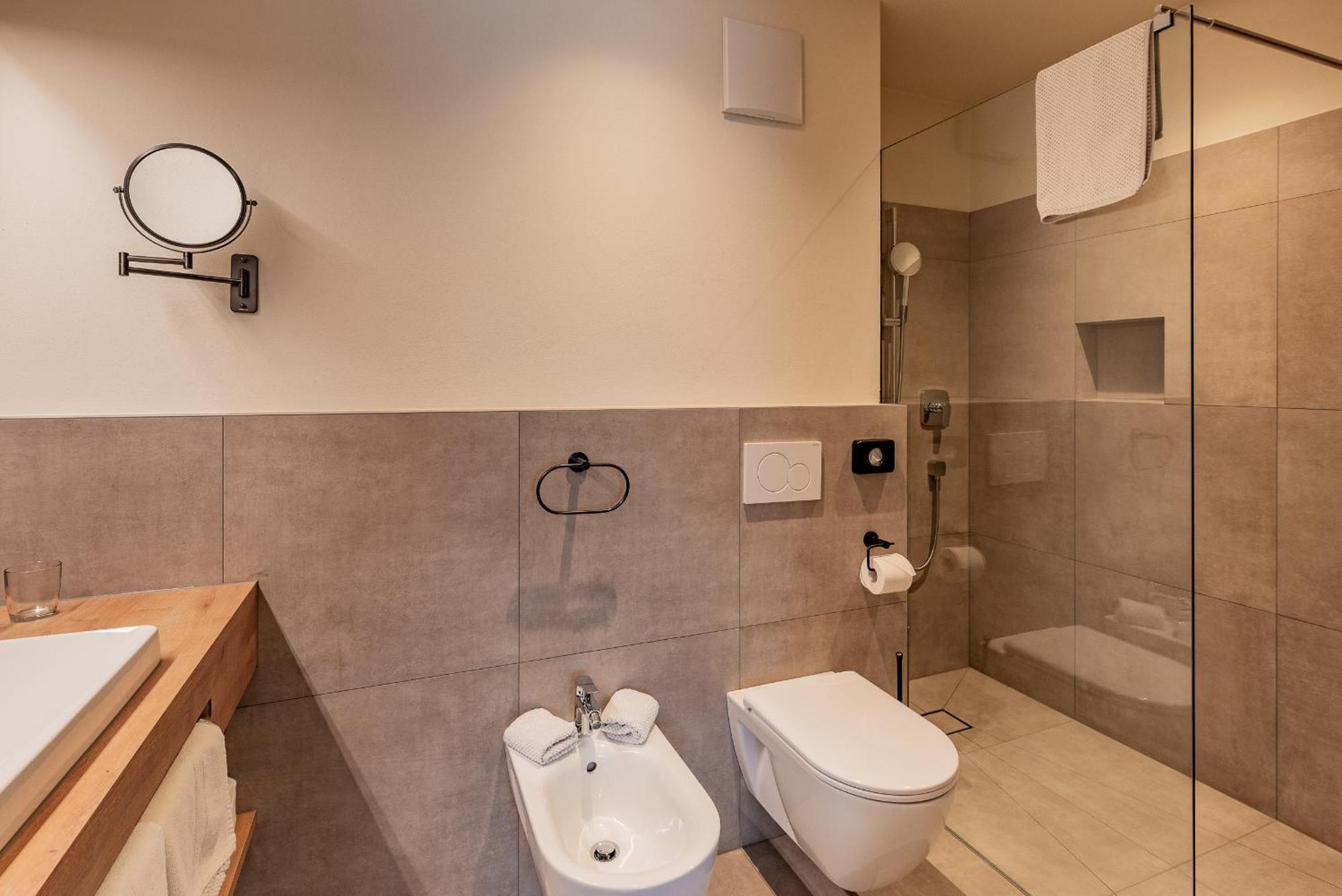 Bed and Breakfast Rebenheim Termeno Esterno foto